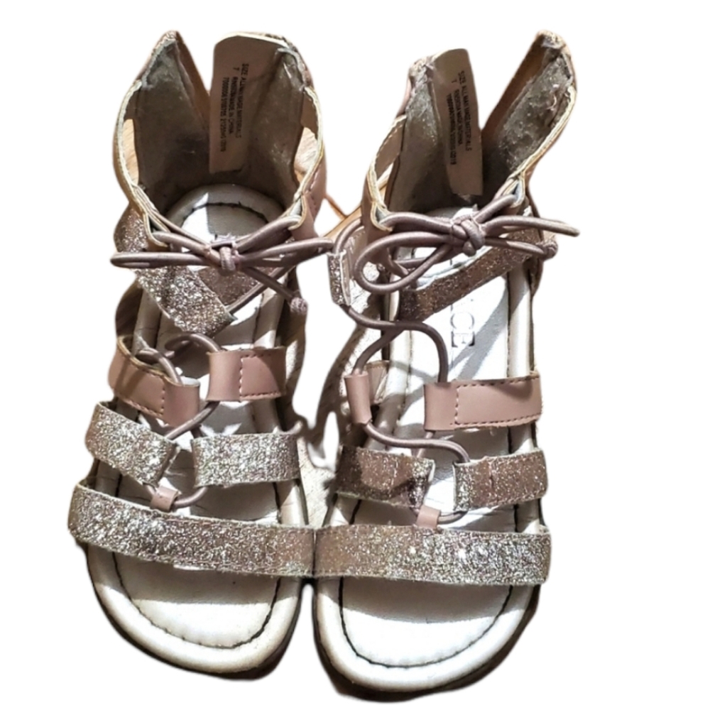 The Children's‎ Place Toddler Girls Rose Gold Gladiator Sandals Size 7 Strappy